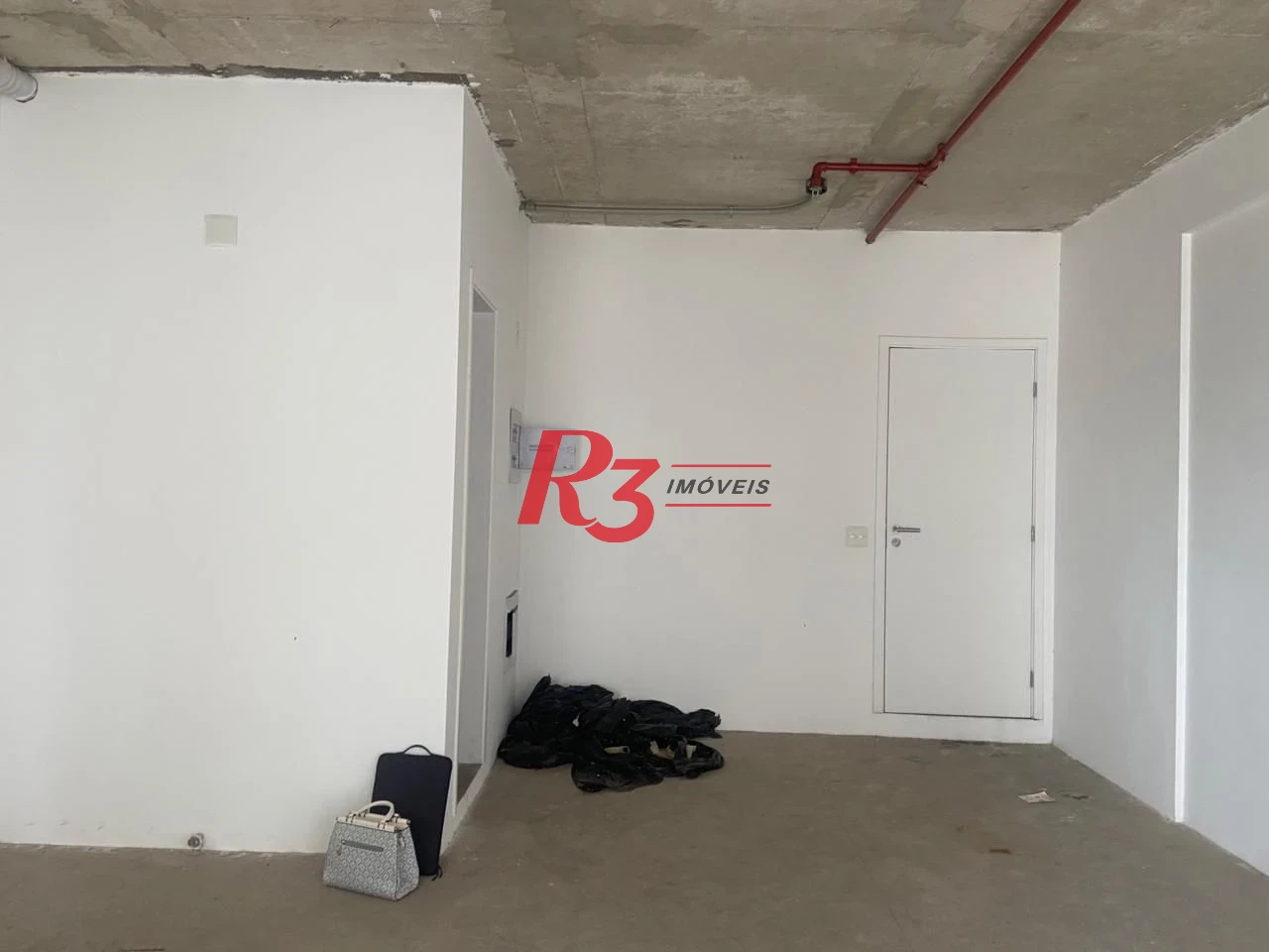 Conjunto para alugar, 96 m² por R$ 4.780,00/mês - Vila Matias - Santos/SP
