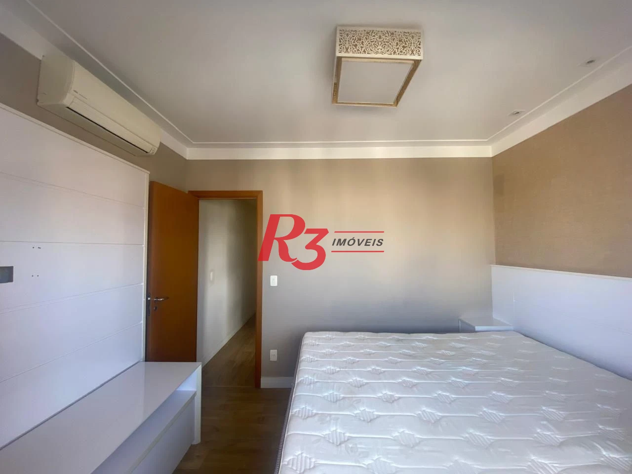 Apartamento Duplex com 3 dormitórios à venda, 148 m² por R$ 1.999.000,00 - Gonzaga - Santos/SP