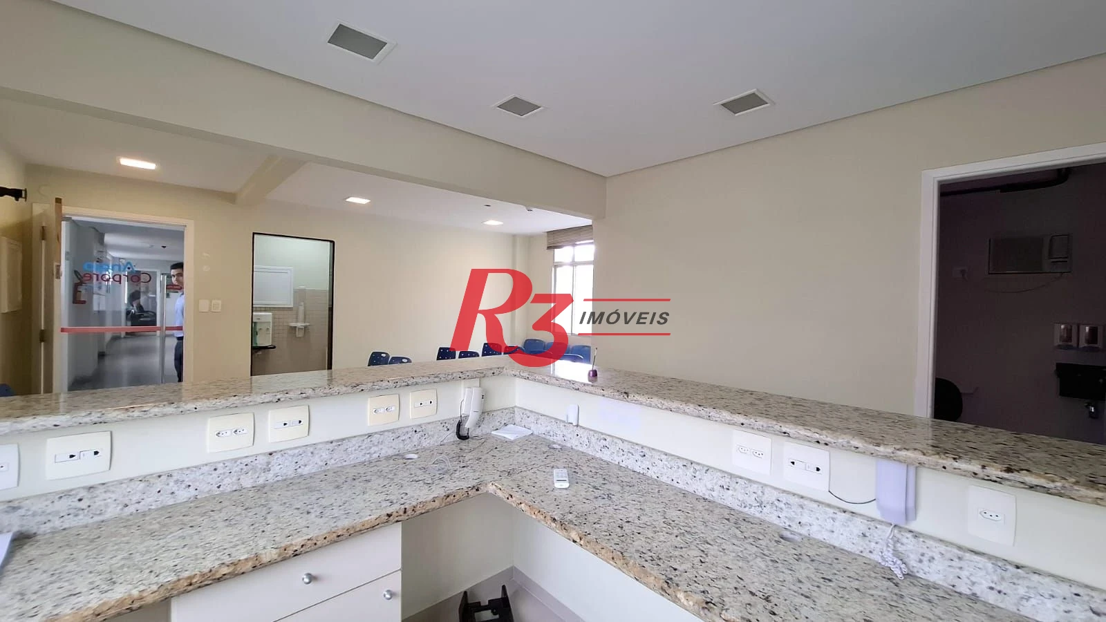 Sala à venda, 135 m² por R$ 750.000,00 - Gonzaga - Santos/SP