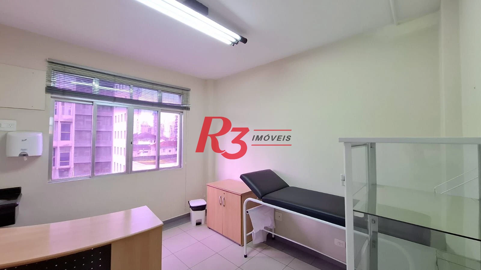 Sala à venda, 135 m² por R$ 750.000,00 - Gonzaga - Santos/SP