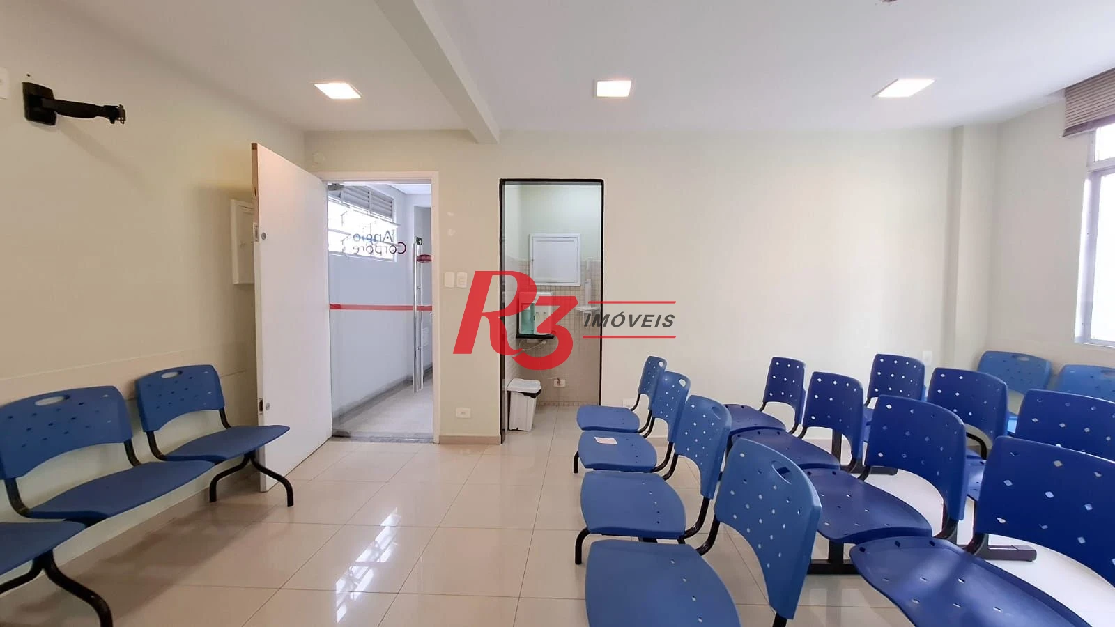 Sala à venda, 135 m² por R$ 750.000,00 - Gonzaga - Santos/SP