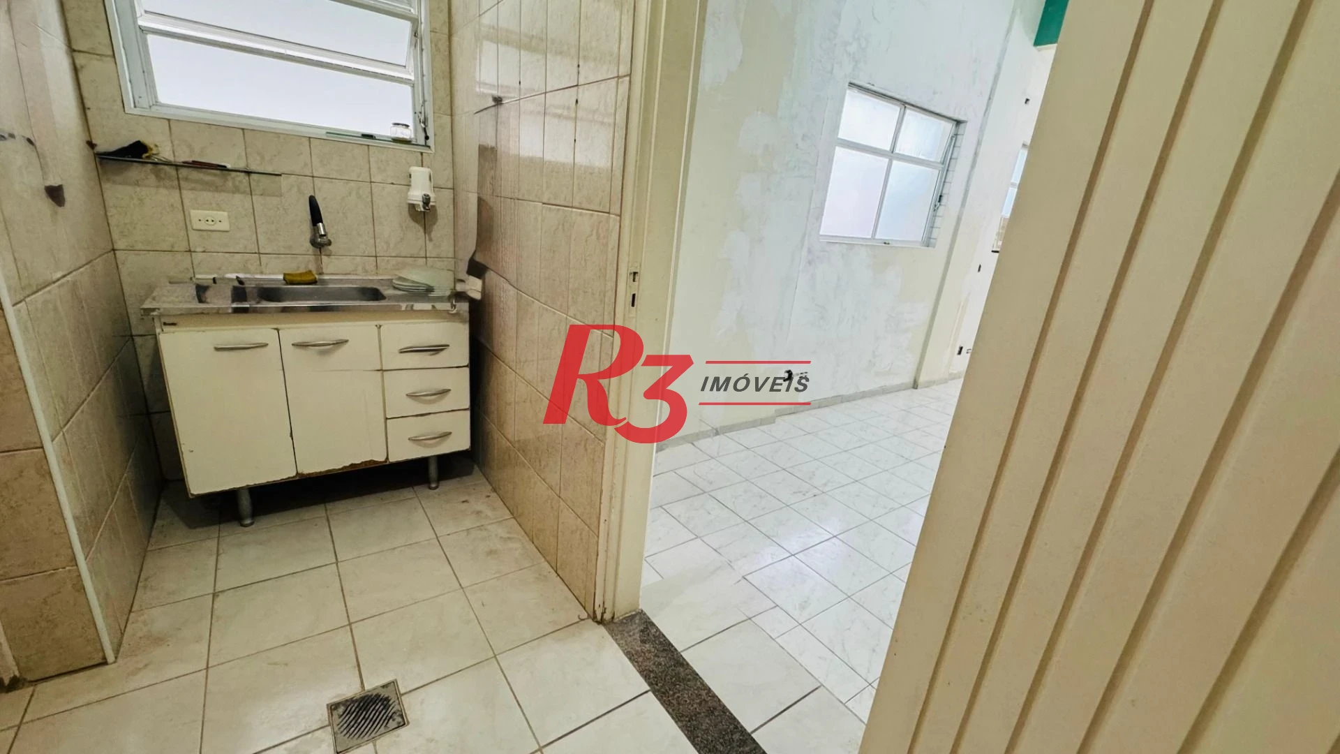 Loja para alugar, 87 m² por R$ 4.842,00/mês - Pompéia - Santos/SP