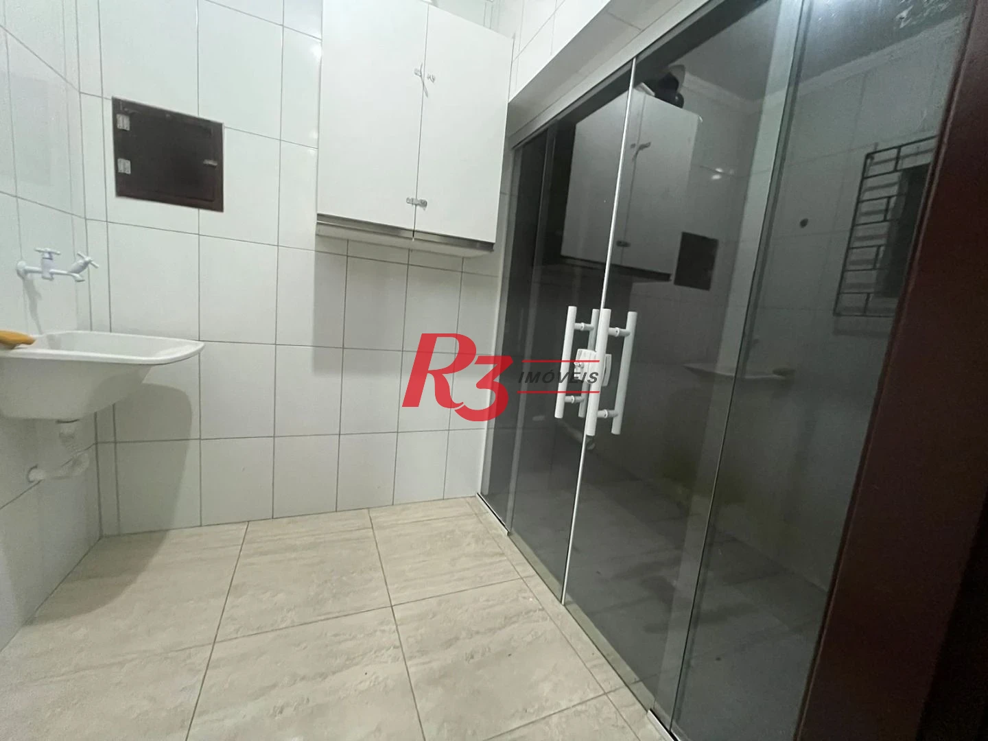 Casa com 4 dormitórios à venda, 139 m² por R$ 670.000,00 - Jardim Virginia - Guarujá/SP