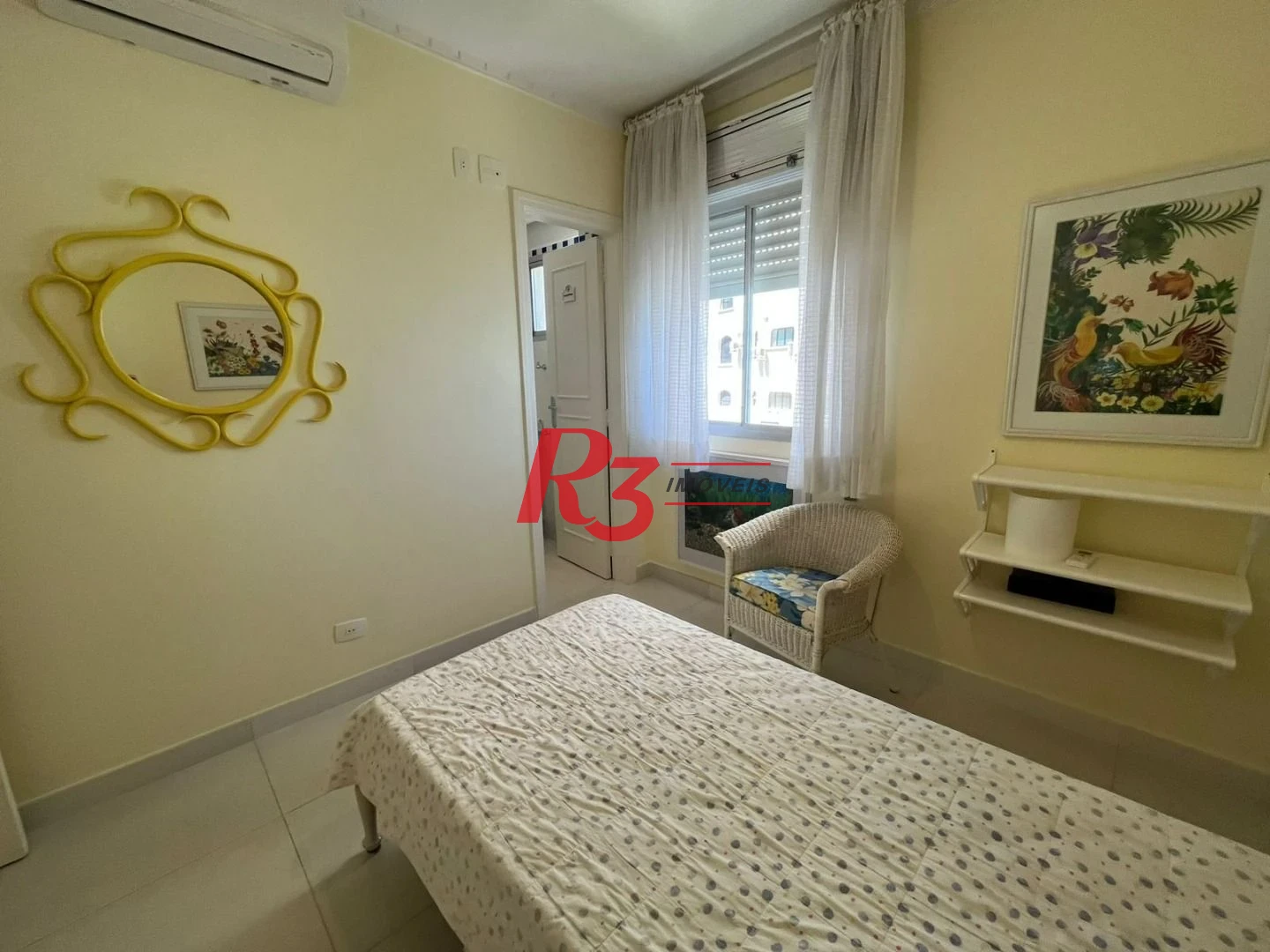 Apartamento com 3 dormitórios à venda, 120 m² por R$ 1.300.000,00 - Centro - Guarujá/SP