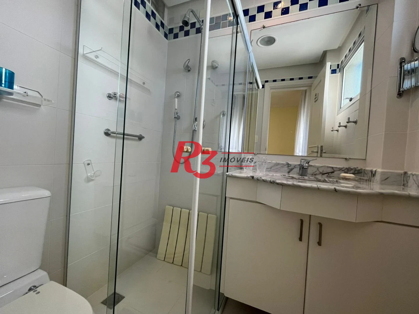 Apartamento com 3 dormitórios à venda, 120 m² por R$ 1.300.000,00 - Centro - Guarujá/SP