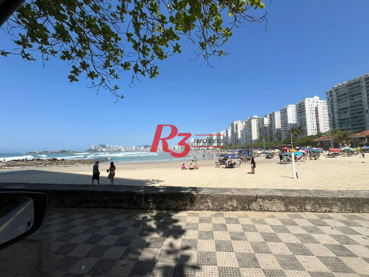 Apartamento com 3 dormitórios à venda, 120 m² por R$ 1.300.000,00 - Centro - Guarujá/SP