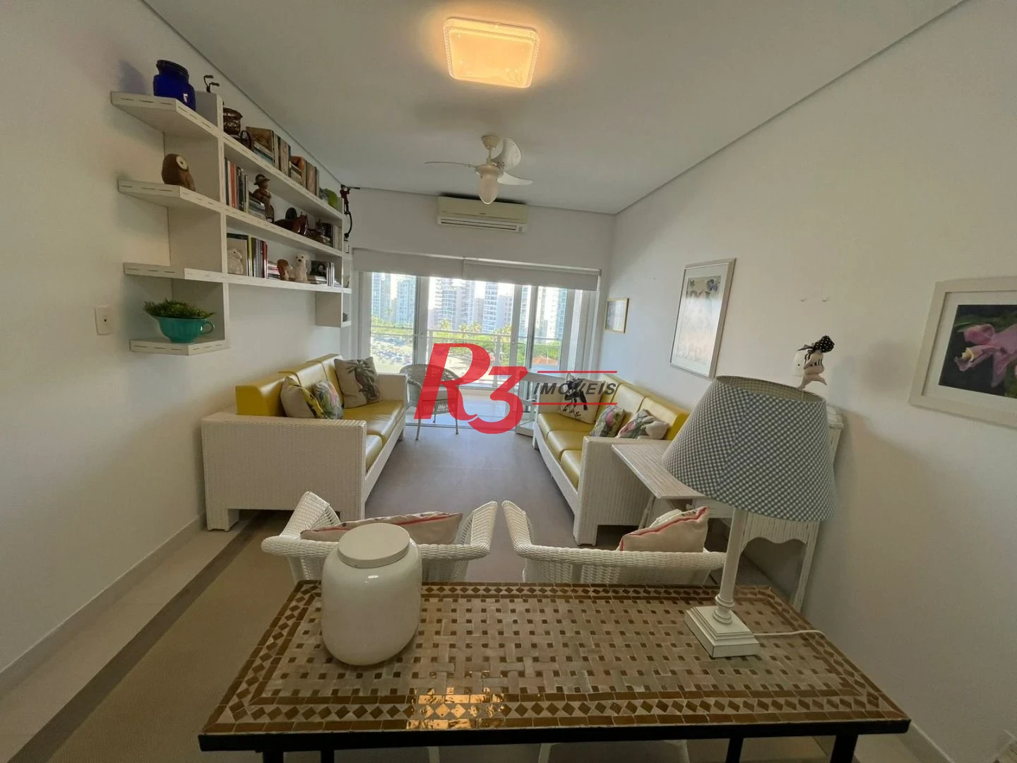Apartamento com 3 dormitórios à venda, 120 m² por R$ 1.300.000,00 - Centro - Guarujá/SP
