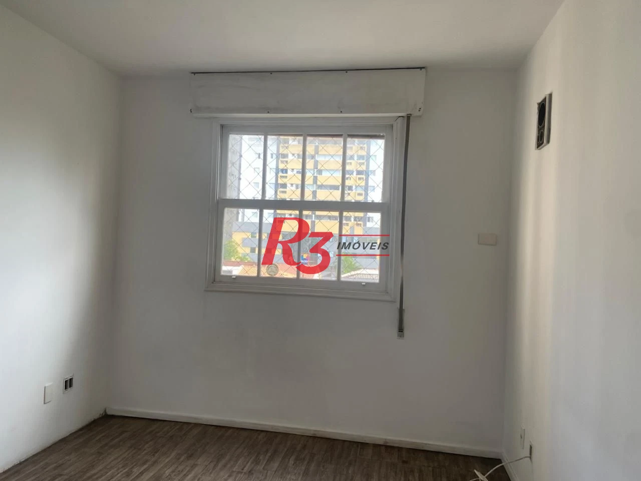 Cobertura com 5 dormitórios à venda, 422 m² por R$ 1.250.000,00 - Encruzilhada - Santos/SP