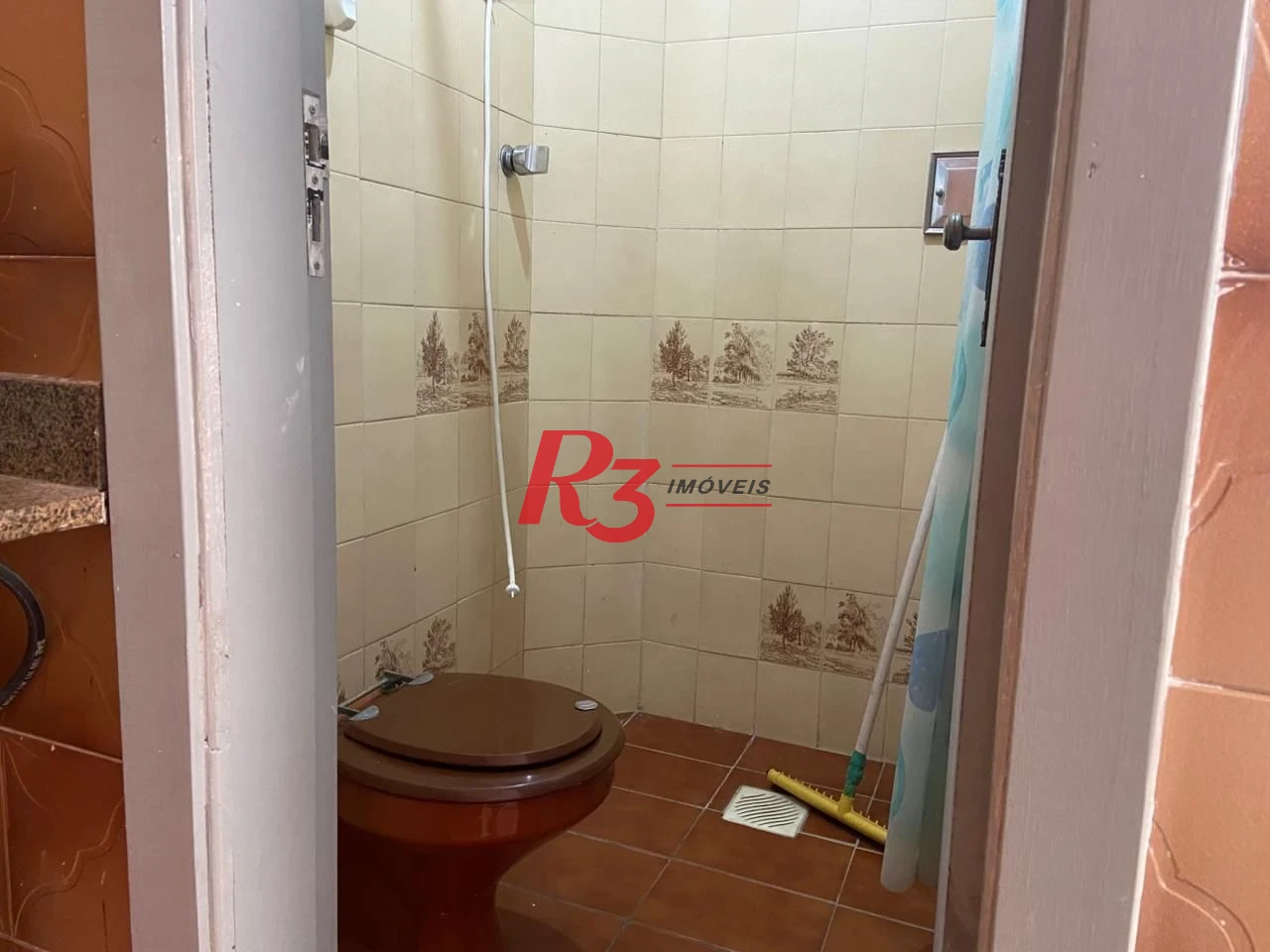 Cobertura com 5 dormitórios à venda, 422 m² por R$ 1.250.000,00 - Encruzilhada - Santos/SP