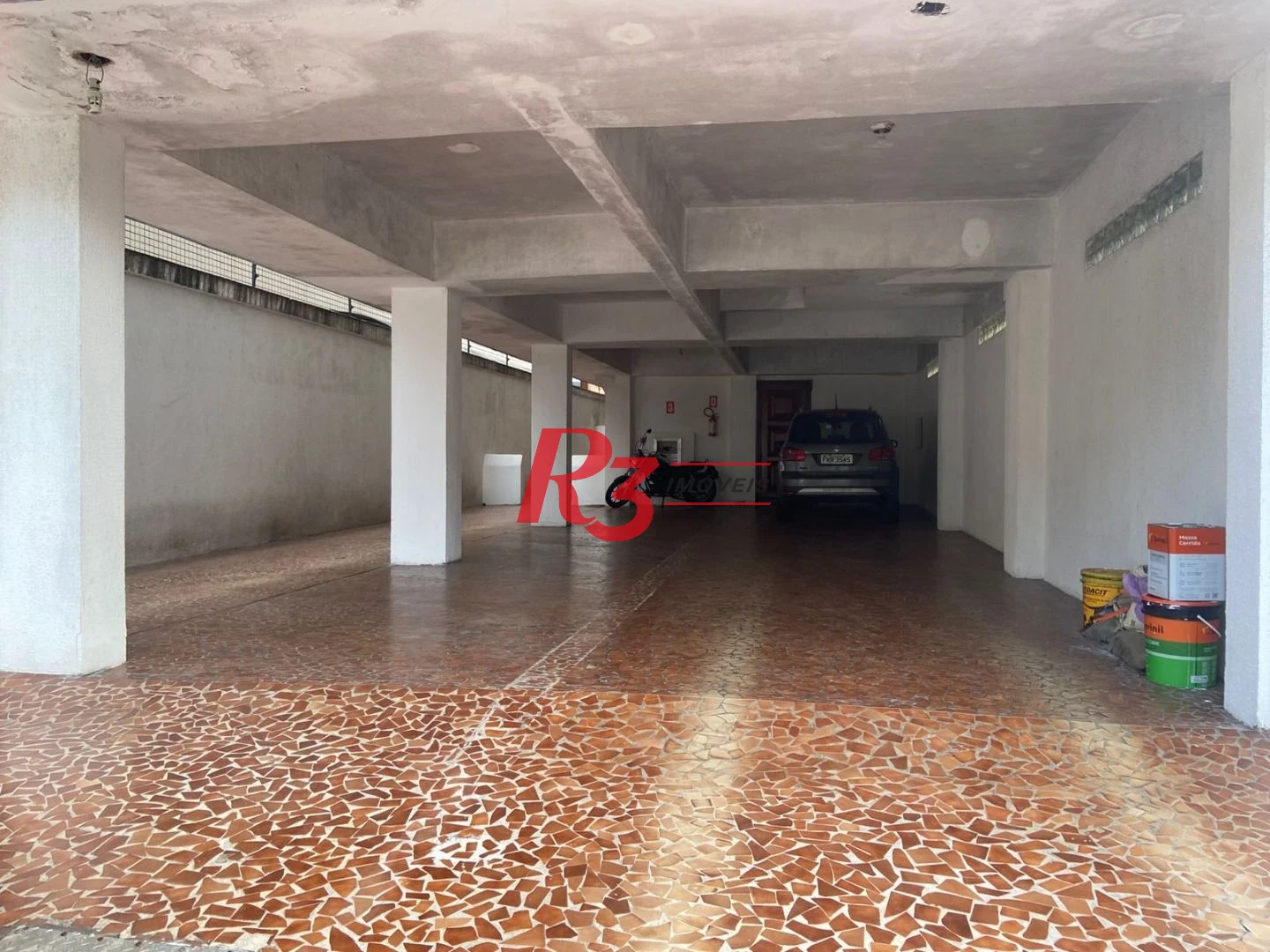 Cobertura com 5 dormitórios à venda, 422 m² por R$ 1.250.000,00 - Encruzilhada - Santos/SP