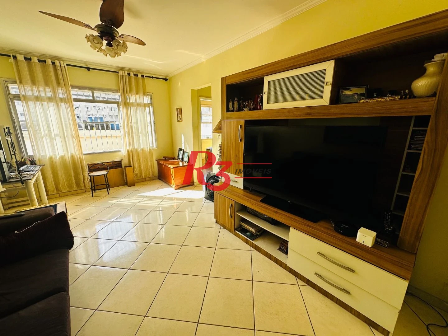 Apartamento com 3 dormitórios à venda, 104 m² por R$ 590.000,00 - Campo Grande - Santos/SP