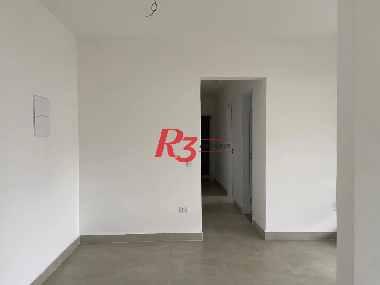 Apartamento com 2 dormitórios à venda, 81 m² por R$ 520.000,00 - Vila Guilhermina - Praia Grande/SP