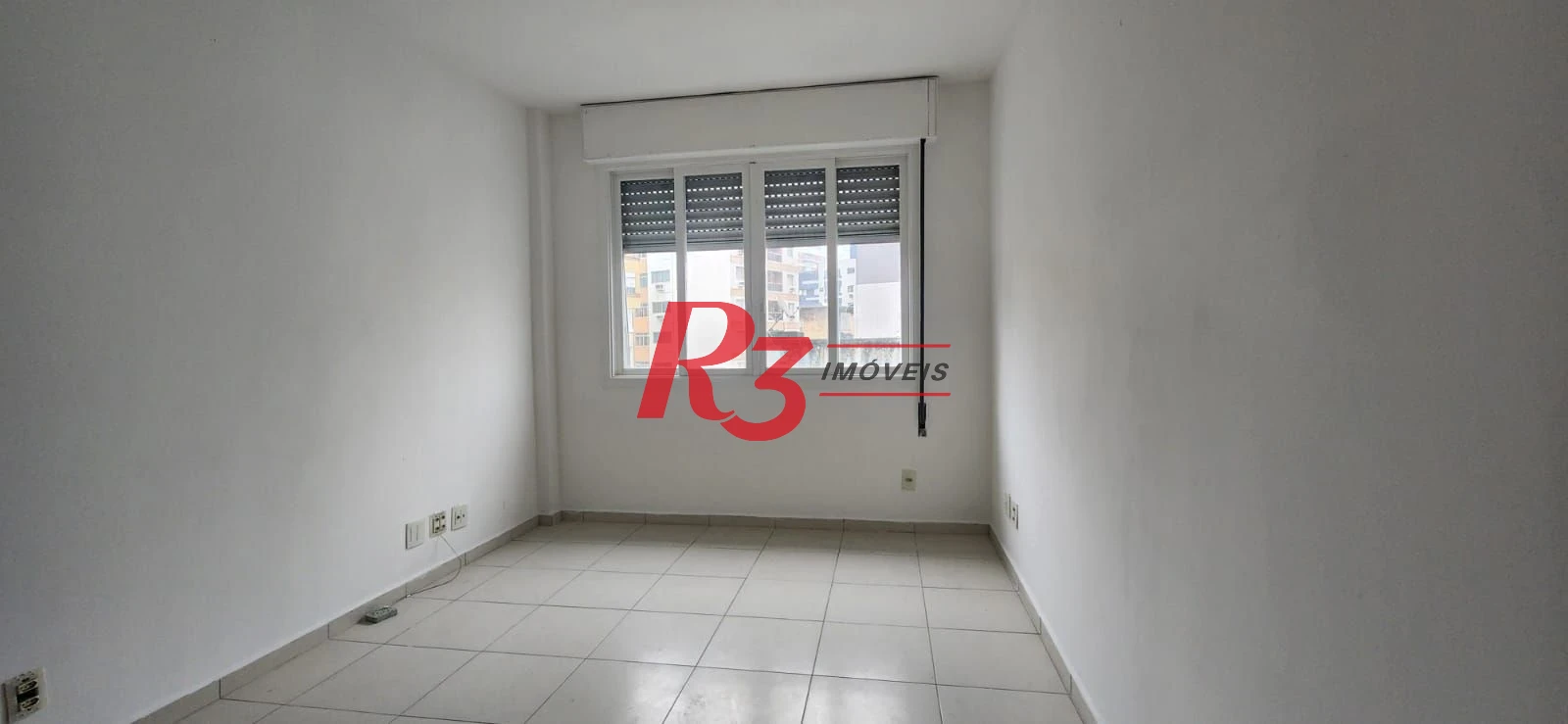 Apartamento com 3 dormitórios à venda, 107 m² por R$ 595.000,00 - Boqueirão - Santos/SP