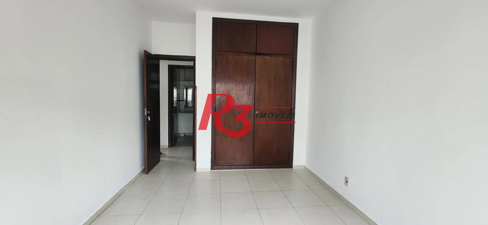 Apartamento com 3 dormitórios à venda, 107 m² por R$ 595.000,00 - Boqueirão - Santos/SP