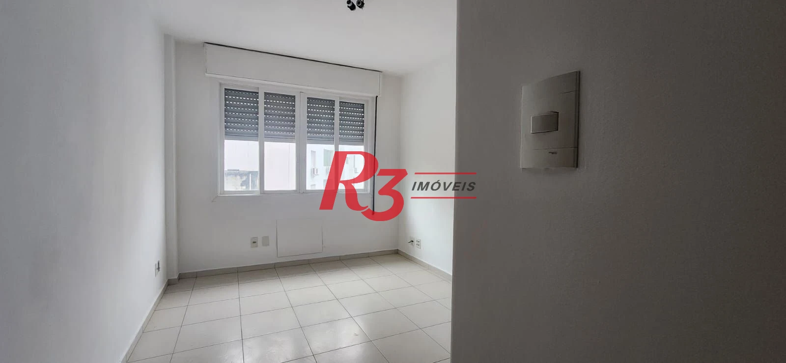 Apartamento com 3 dormitórios à venda, 107 m² por R$ 595.000,00 - Boqueirão - Santos/SP