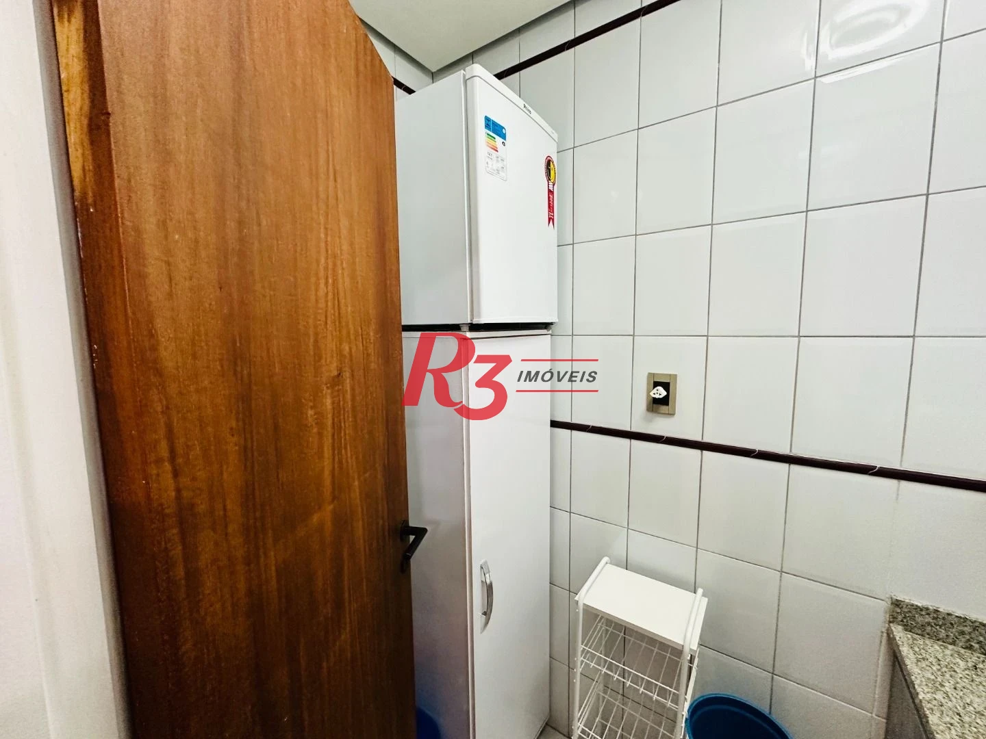 Sala, 53 m² - venda por R$ 300.000,00 ou aluguel por R$ 3.000,00/mês - Vila Nova - Santos/SP