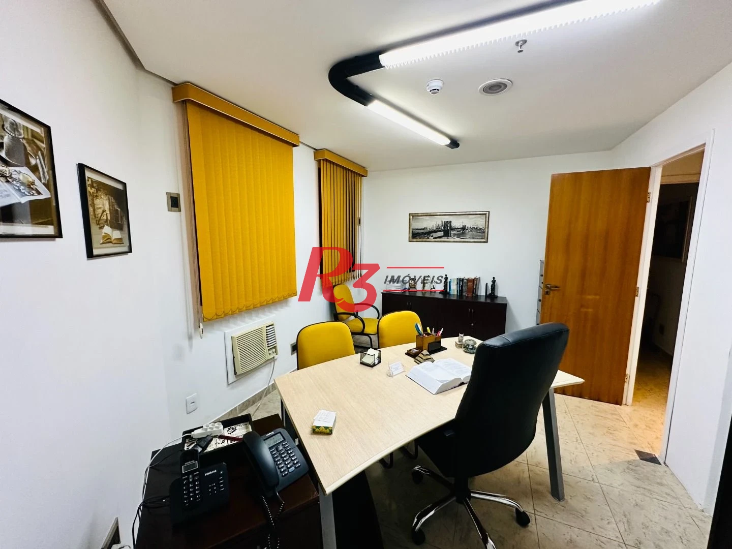 Sala, 53 m² - venda por R$ 300.000,00 ou aluguel por R$ 3.000,00/mês - Vila Nova - Santos/SP