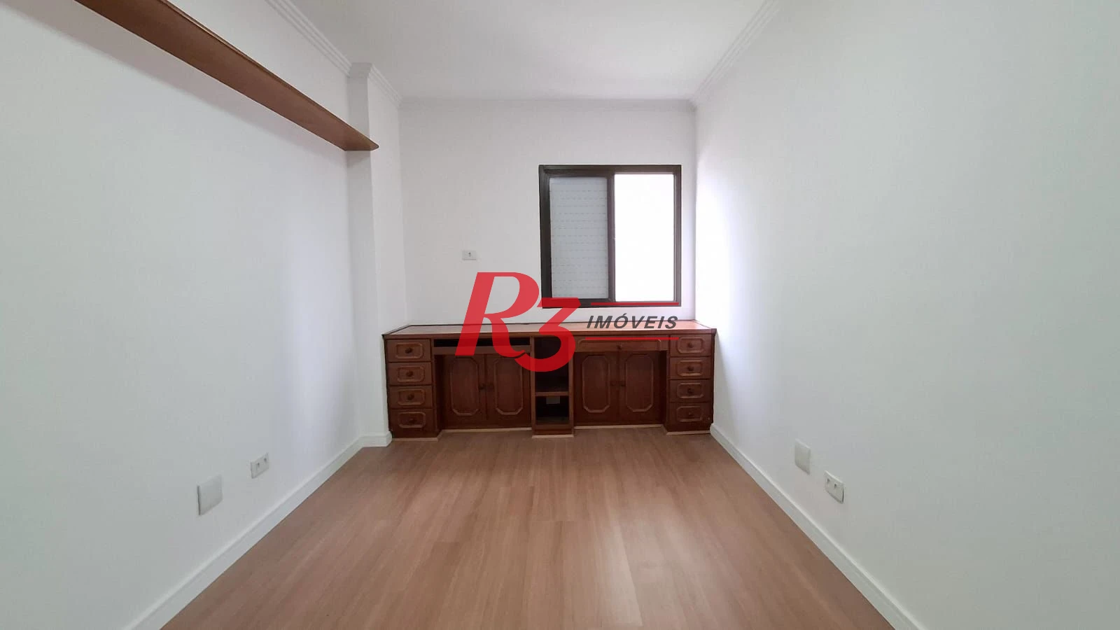 Apartamento com 2 dormitórios à venda, 84 m² por R$ 420.000,00 - Centro - São Vicente/SP
