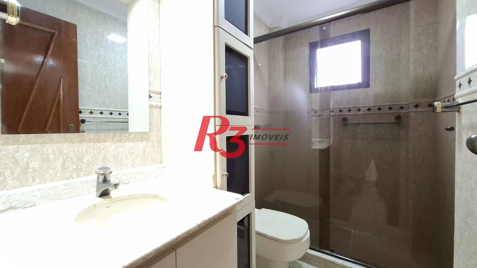 Apartamento com 2 dormitórios à venda, 84 m² por R$ 420.000,00 - Centro - São Vicente/SP