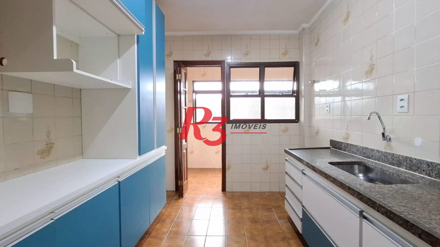 Apartamento com 2 dormitórios à venda, 84 m² por R$ 420.000,00 - Centro - São Vicente/SP