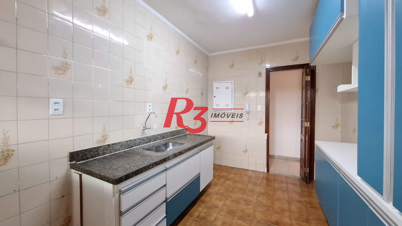 Apartamento com 2 dormitórios à venda, 84 m² por R$ 420.000,00 - Centro - São Vicente/SP
