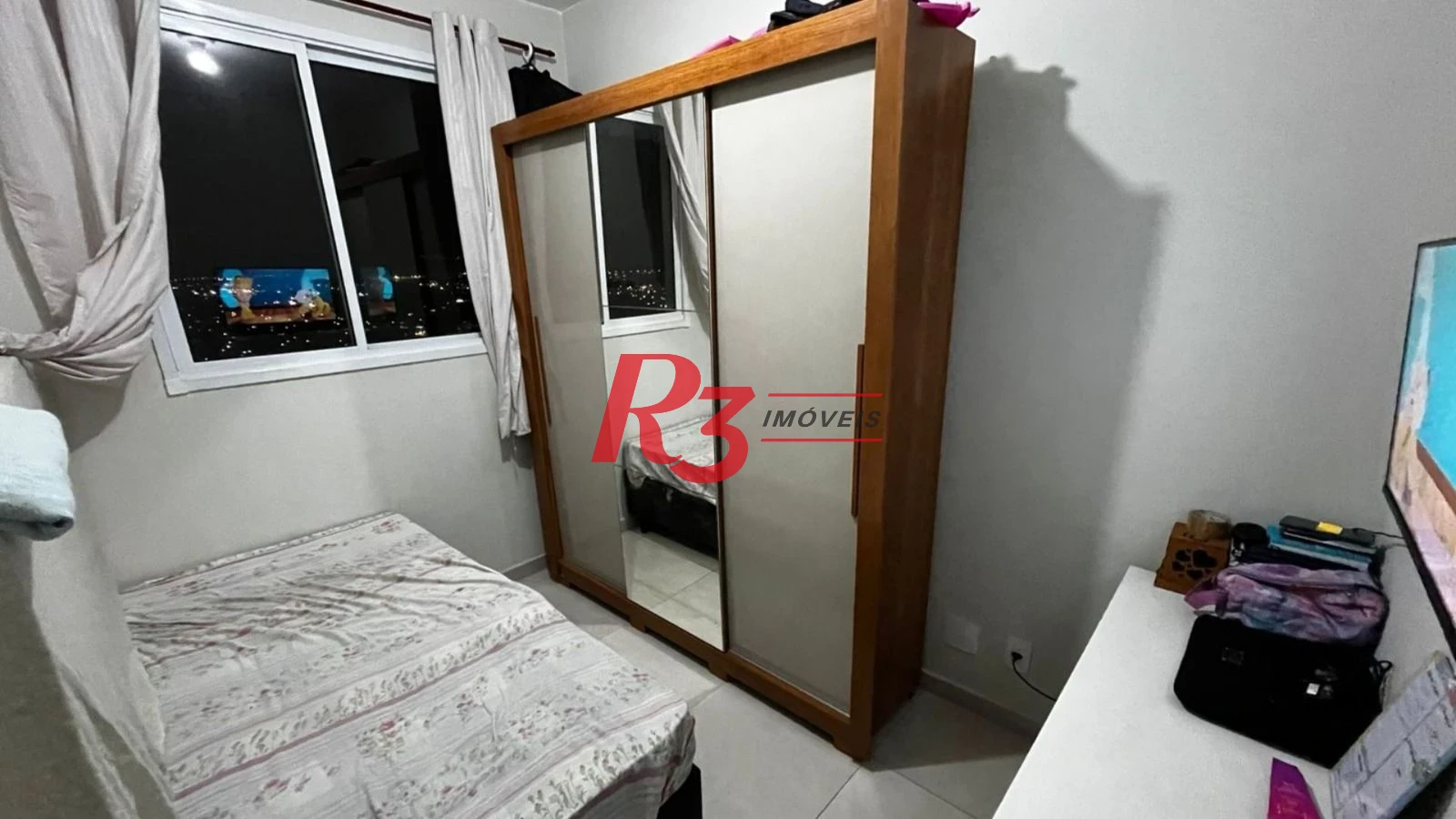 Apartamento com 2 dormitórios à venda, 45 m² por R$ 300.000,00 - Castelo - Santos/SP