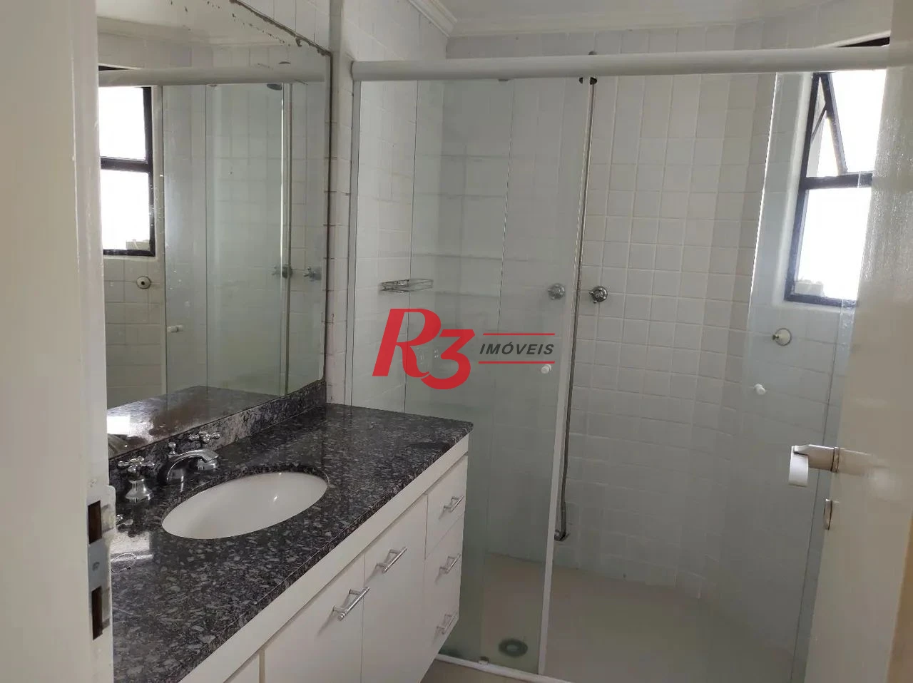 Apartamento com 3 dormitórios para alugar, 220 m² por R$ 10.000,00/mês - Acapulco - Guarujá/SP