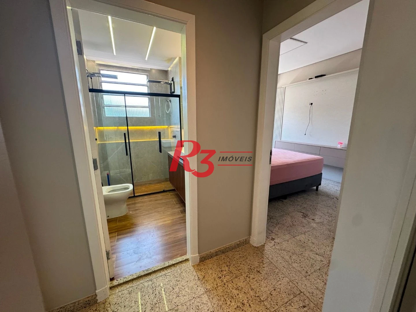 Apartamento com 2 dormitórios para alugar, 107 m² por R$ 9.000,01/mês - Ponta da Praia - Santos/SP