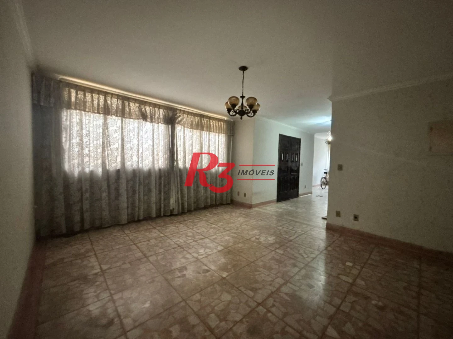 Sobrado para alugar, 250 m² por R$ 21.300,01/mês - Encruzilhada - Santos/SP