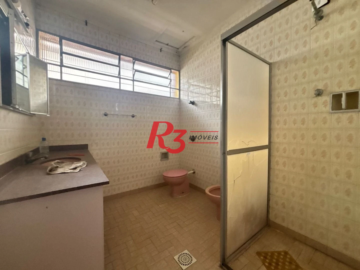 Sobrado para alugar, 250 m² por R$ 21.300,01/mês - Encruzilhada - Santos/SP