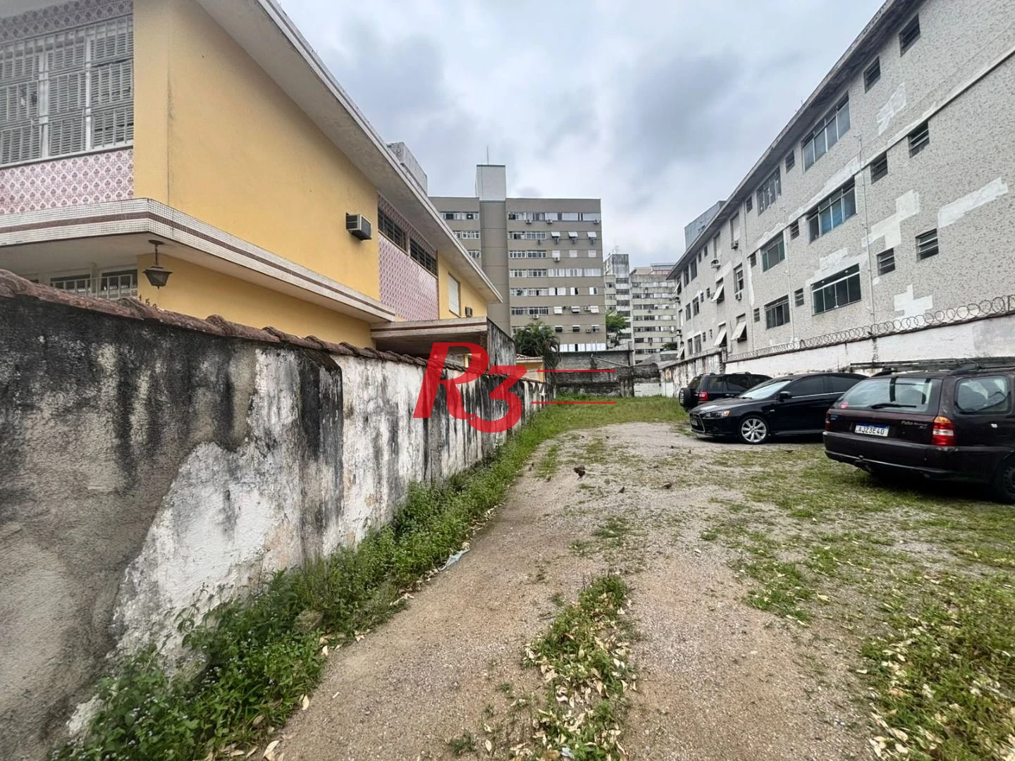 Sobrado para alugar, 250 m² por R$ 21.300,01/mês - Encruzilhada - Santos/SP