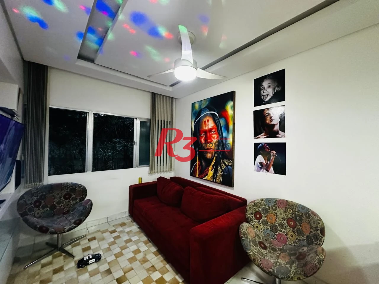 Apartamento com 1 dormitório à venda, 39 m² por R$ 330.000,00 - Ilha Porchat - São Vicente/SP