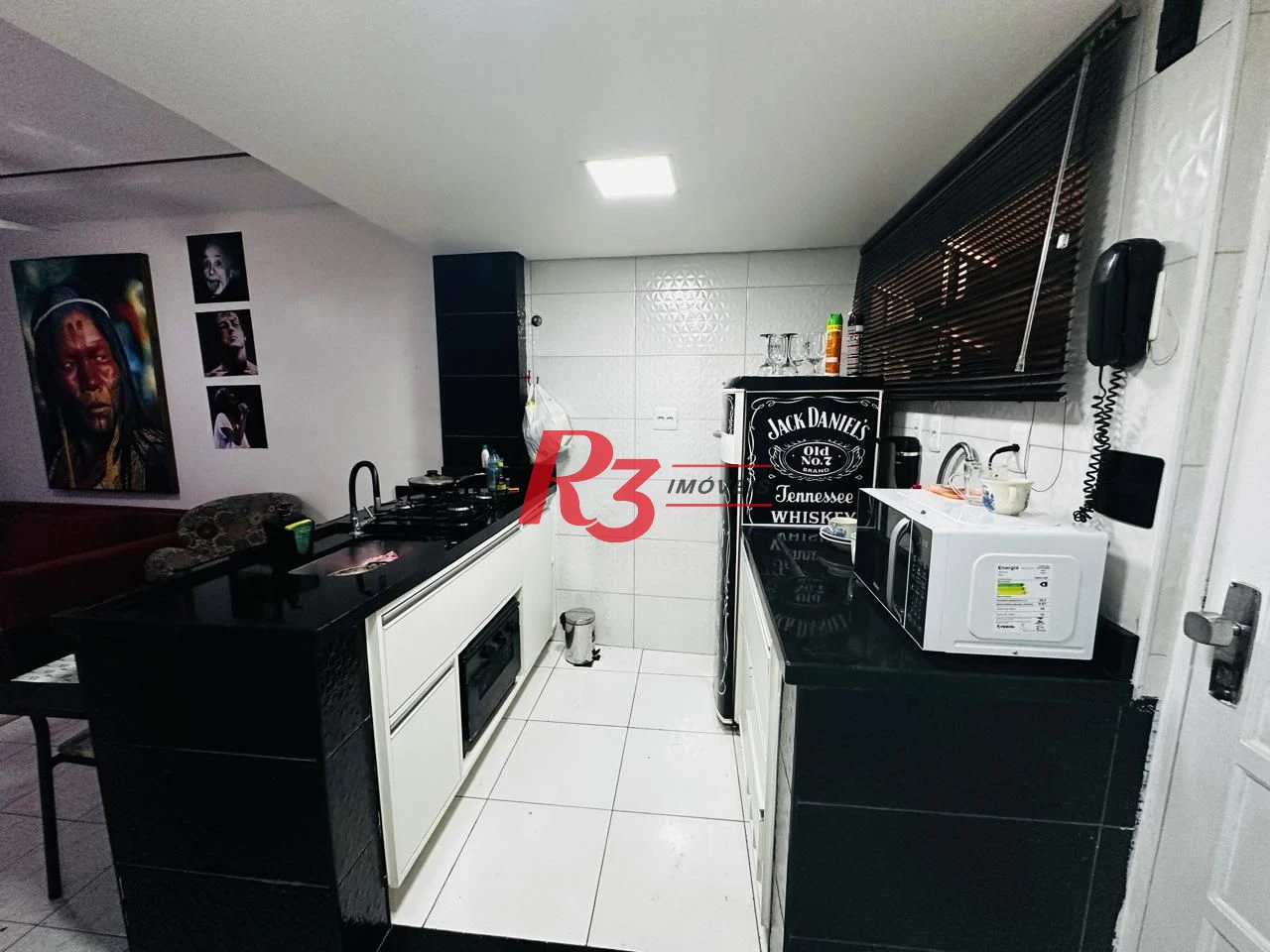 Apartamento com 1 dormitório à venda, 39 m² por R$ 330.000,00 - Ilha Porchat - São Vicente/SP