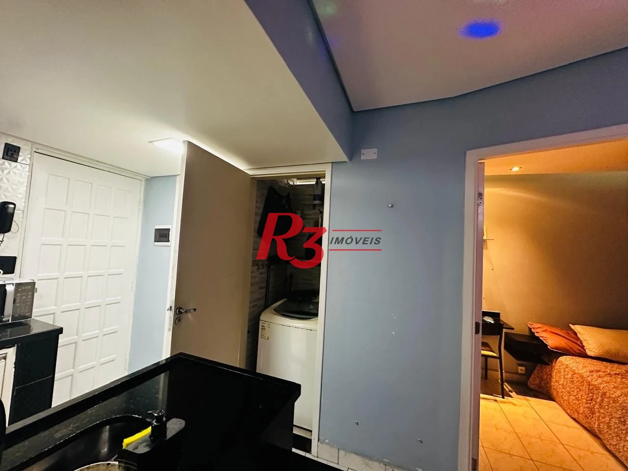 Apartamento com 1 dormitório à venda, 39 m² por R$ 330.000,00 - Ilha Porchat - São Vicente/SP