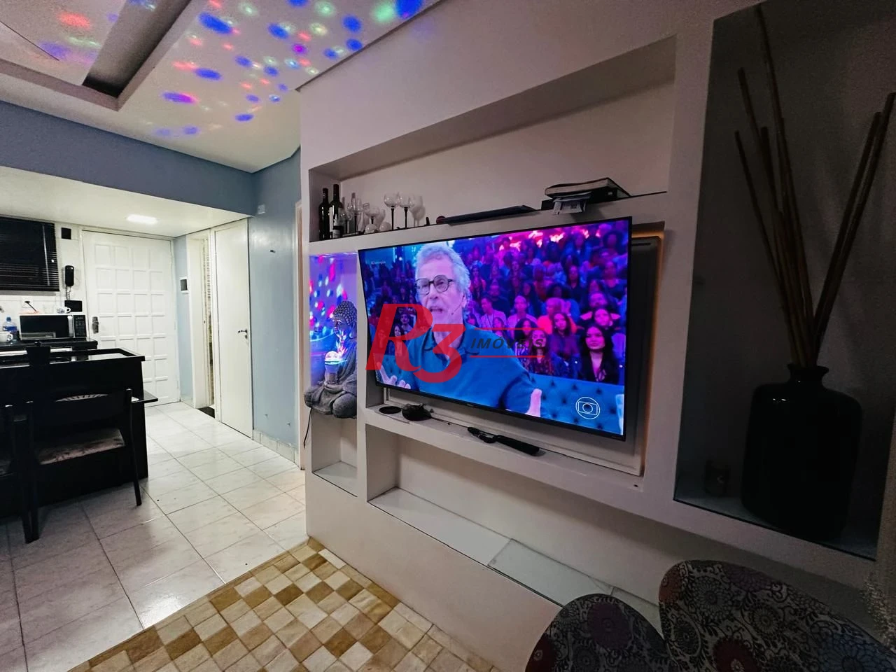 Apartamento com 1 dormitório à venda, 39 m² por R$ 330.000,00 - Ilha Porchat - São Vicente/SP
