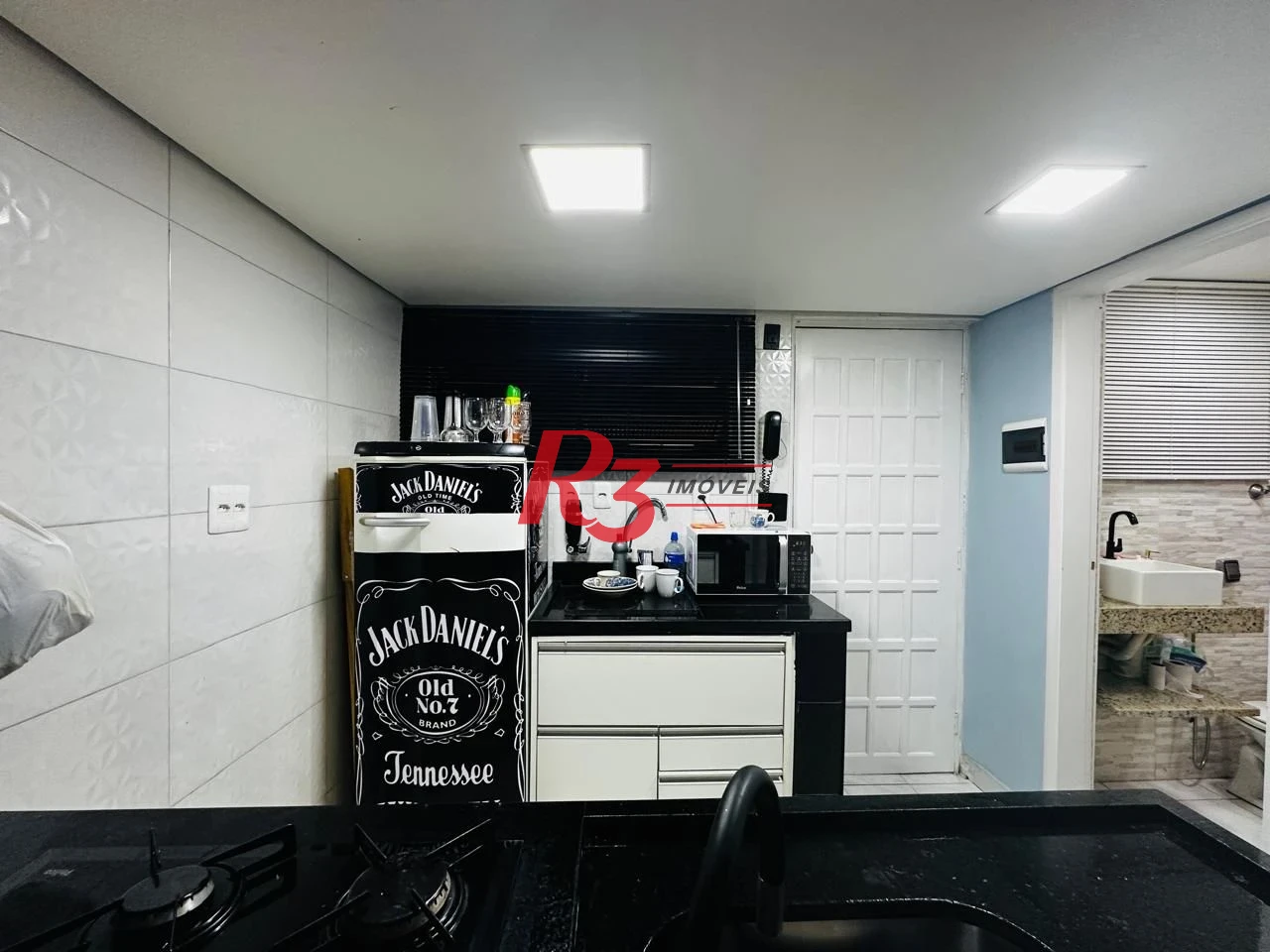 Apartamento com 1 dormitório à venda, 39 m² por R$ 330.000,00 - Ilha Porchat - São Vicente/SP