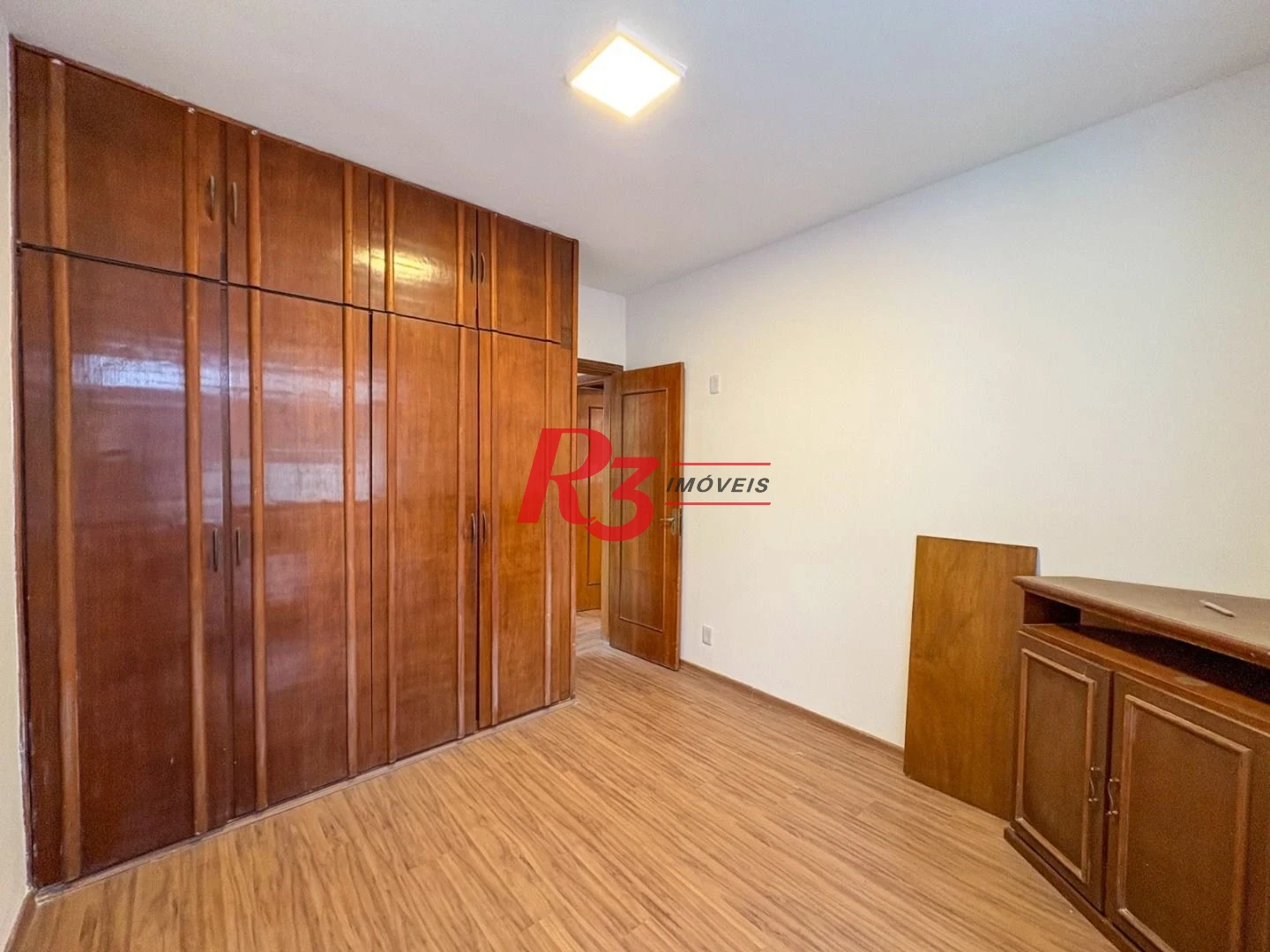 Apartamento com 2 dormitórios à venda, 89 m² por R$ 800.000,00 - Embaré - Santos/SP