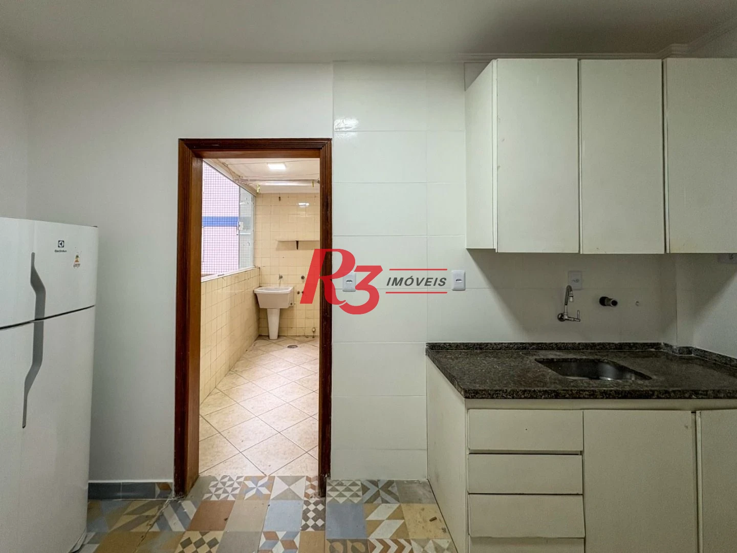 Apartamento com 2 dormitórios à venda, 89 m² por R$ 800.000,00 - Embaré - Santos/SP