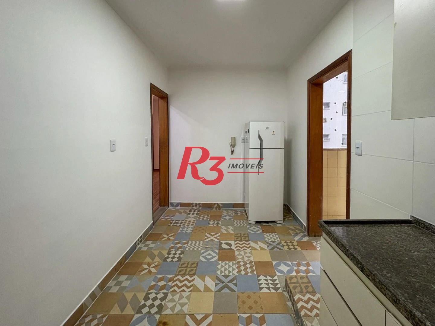 Apartamento com 2 dormitórios à venda, 89 m² por R$ 800.000,00 - Embaré - Santos/SP