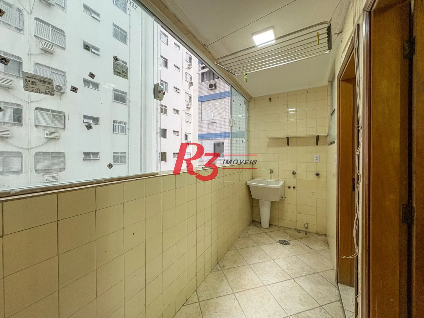 Apartamento com 2 dormitórios à venda, 89 m² por R$ 800.000,00 - Embaré - Santos/SP