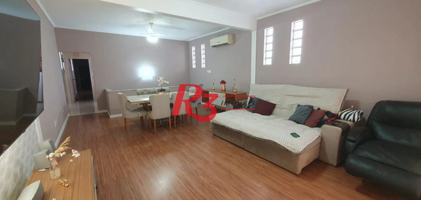 Casa com 3 dormitórios à venda, 149 m² por R$ 910.000,00 - Vila Belmiro - Santos/SP