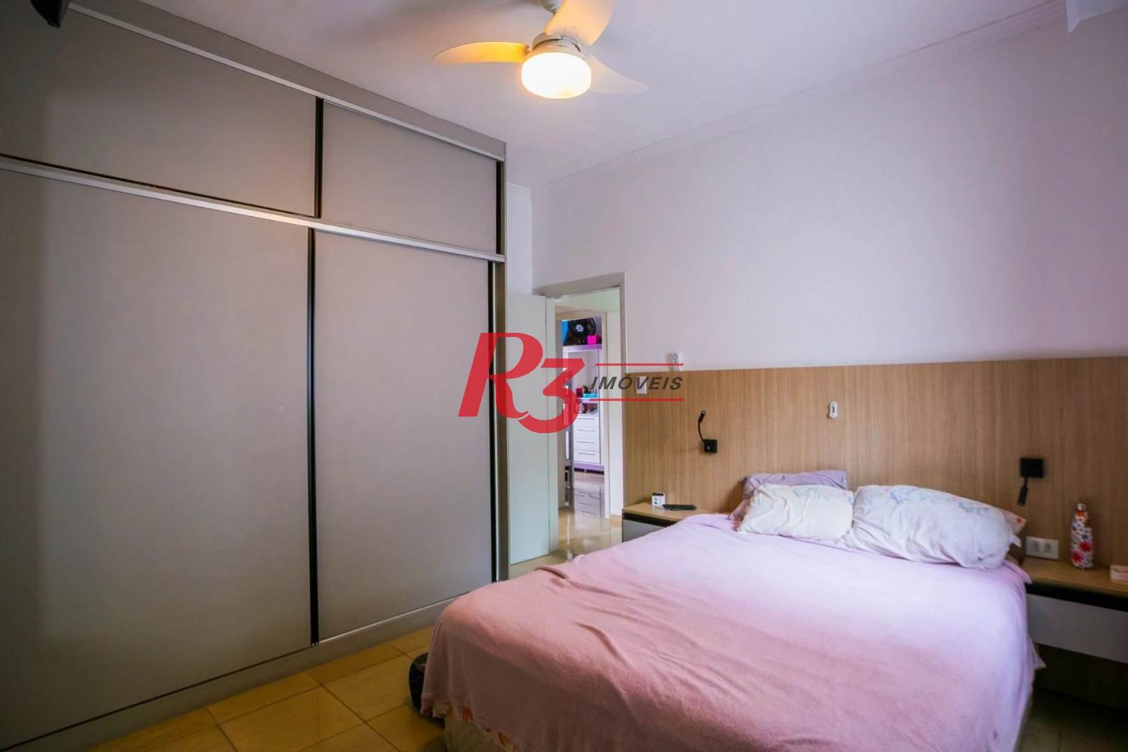 Casa com 3 dormitórios à venda, 320 m² por R$ 1.790.000,00 - Gonzaga - Santos/SP