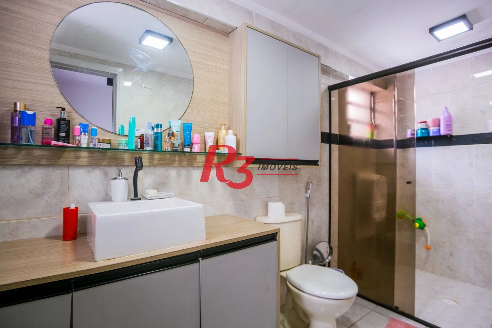 Casa com 3 dormitórios à venda, 320 m² por R$ 1.790.000,00 - Gonzaga - Santos/SP
