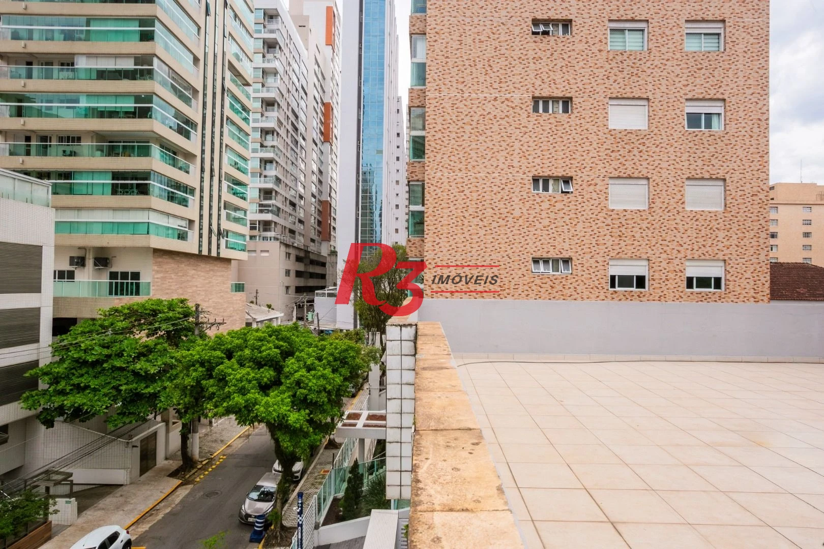 Casa com 3 dormitórios à venda, 320 m² por R$ 1.790.000,00 - Gonzaga - Santos/SP