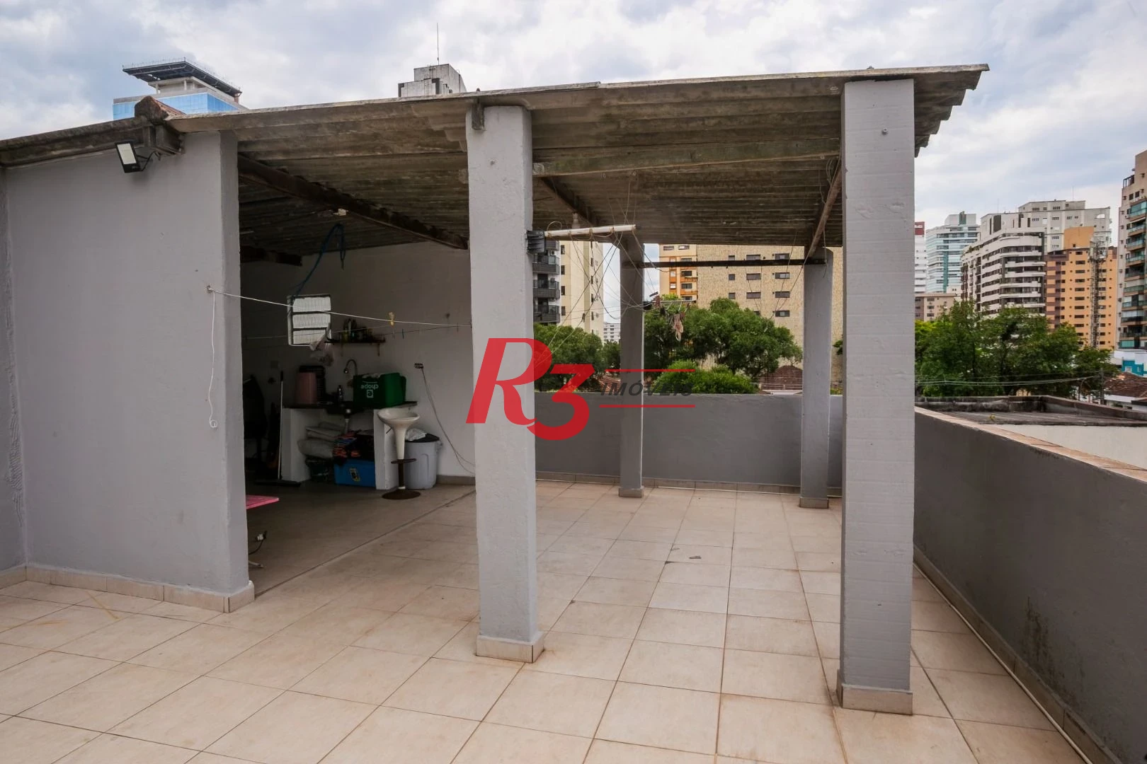 Casa com 3 dormitórios à venda, 320 m² por R$ 1.790.000,00 - Gonzaga - Santos/SP