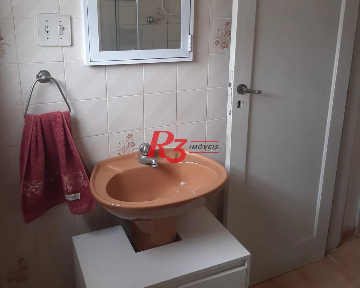 Apartamento com 1 dormitório à venda, 47 m² por R$ 300.000,00 - José Menino - Santos/SP