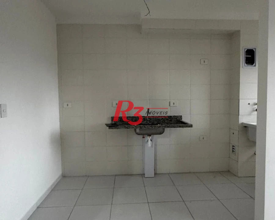 Apartamento com 2 dormitórios à venda, 57 m² por R$ 475.000,00 - Boqueirão - Praia Grande/SP