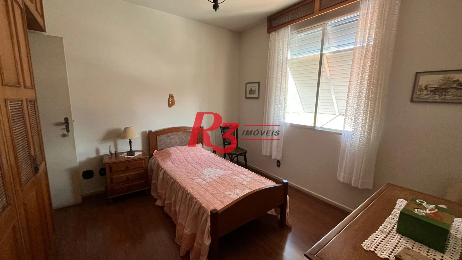 Apartamento com 3 dormitórios à venda, 140 m² por R$ 799.000,00 - Gonzaga - Santos/SP