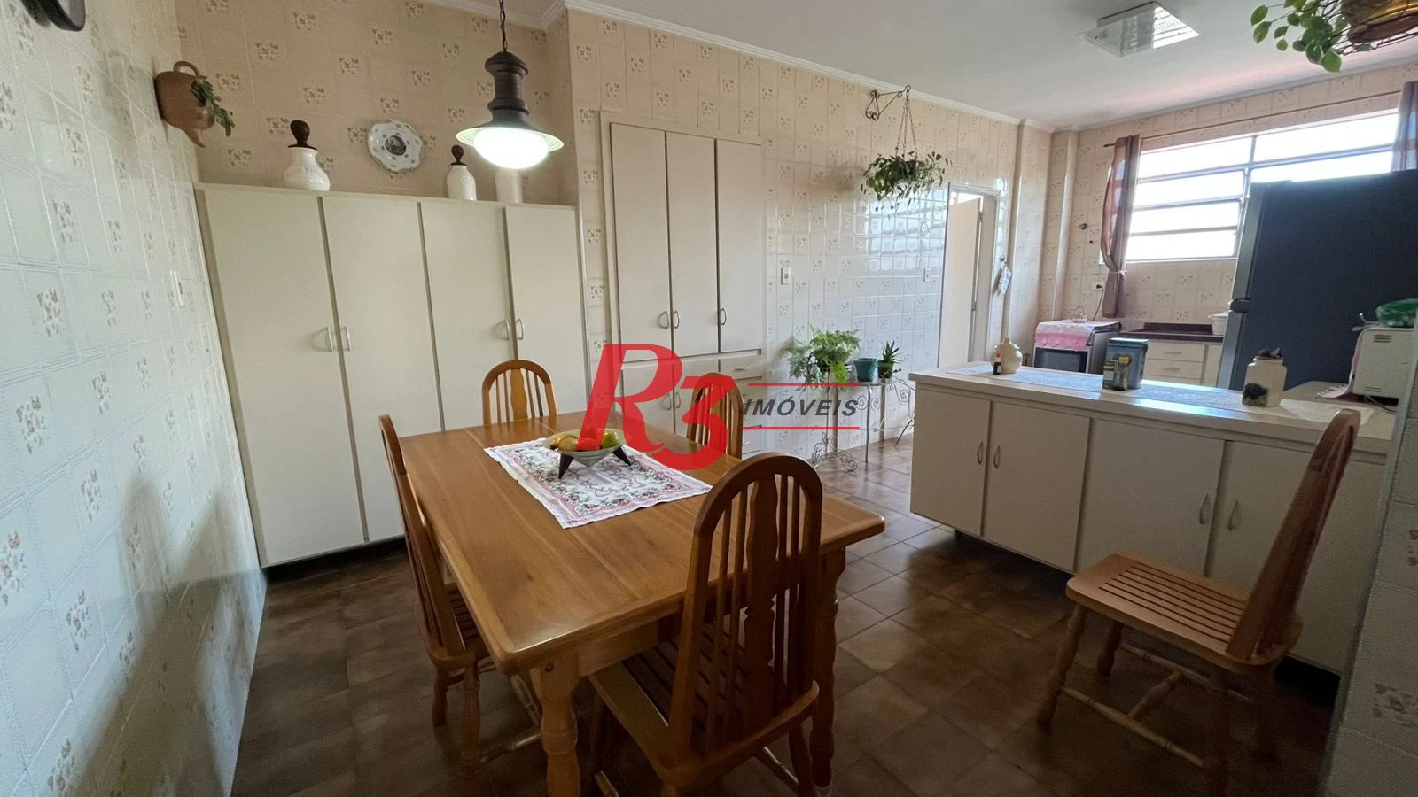 Apartamento com 3 dormitórios à venda, 140 m² por R$ 799.000,00 - Gonzaga - Santos/SP