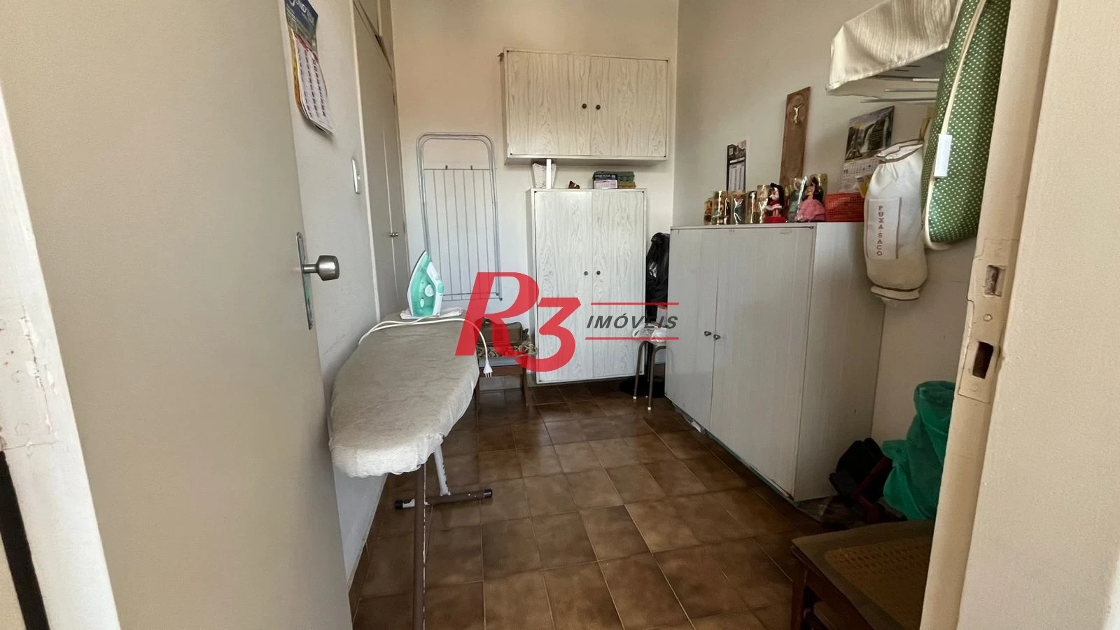 Apartamento com 3 dormitórios à venda, 140 m² por R$ 799.000,00 - Gonzaga - Santos/SP